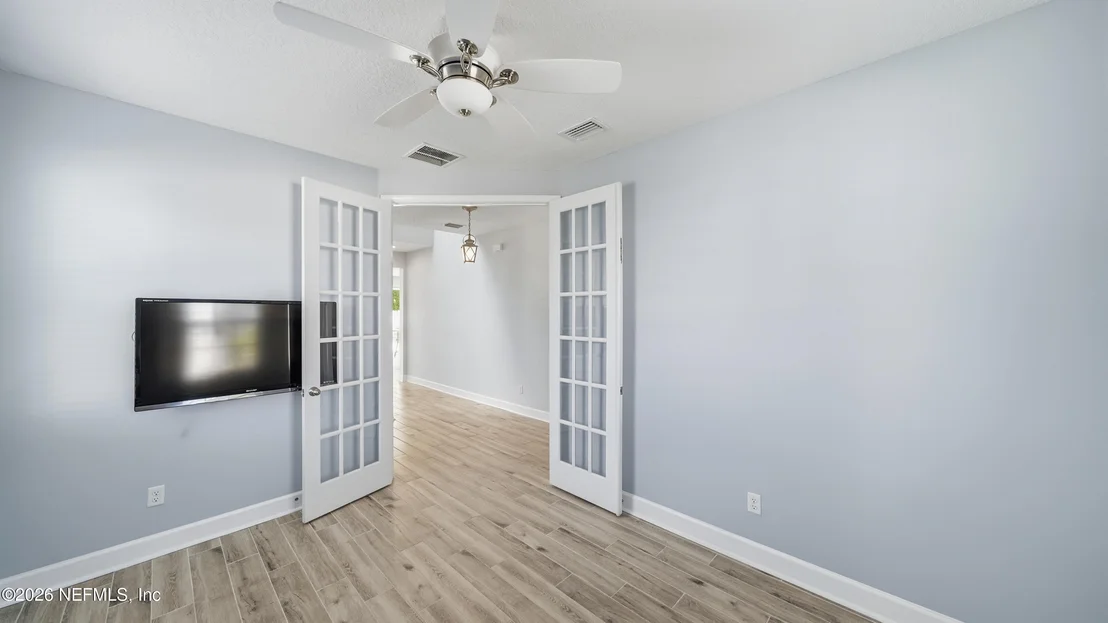Photo of 4027 GULFSTREAM Drive