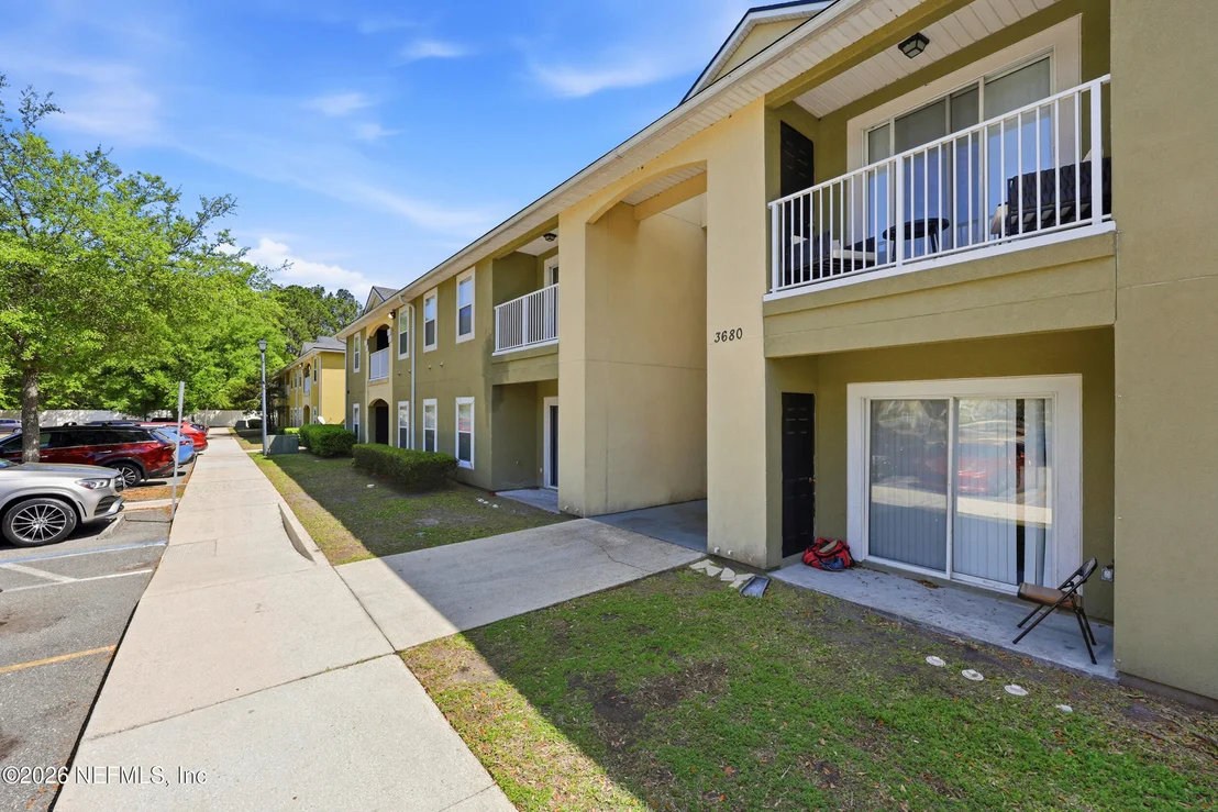 Photo of Unit 4 at 3680 KIRKPATRICK Circle