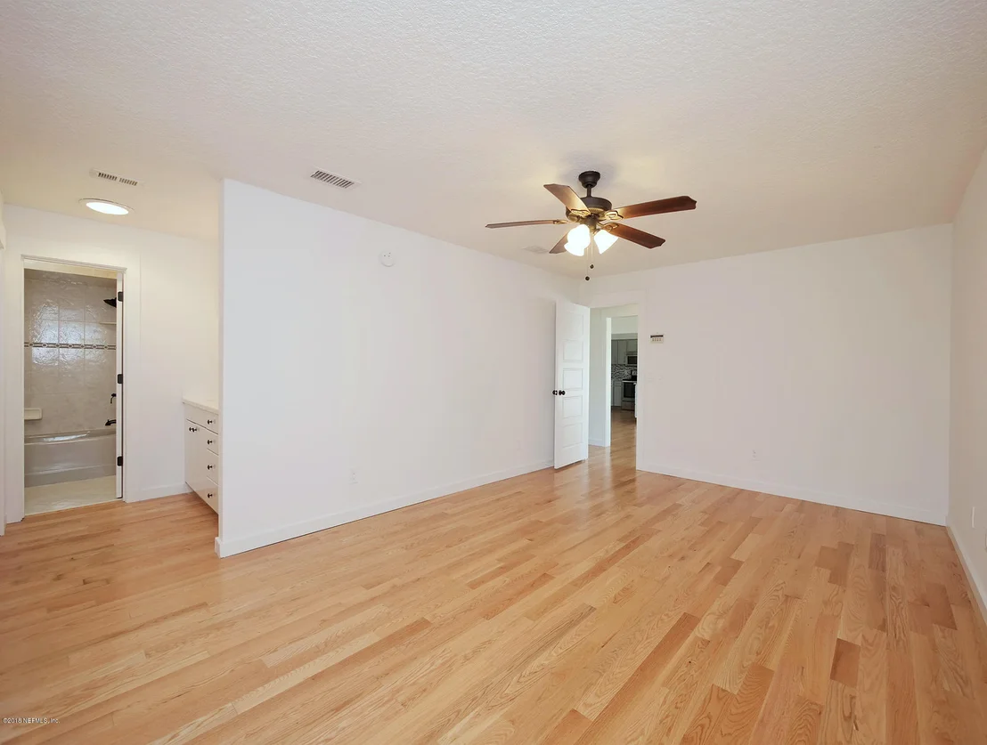 Photo of 1802 SEMINOLE Road