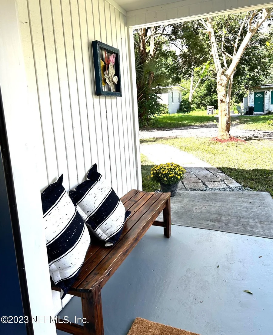 Photo of 8054 GRAFF Lane