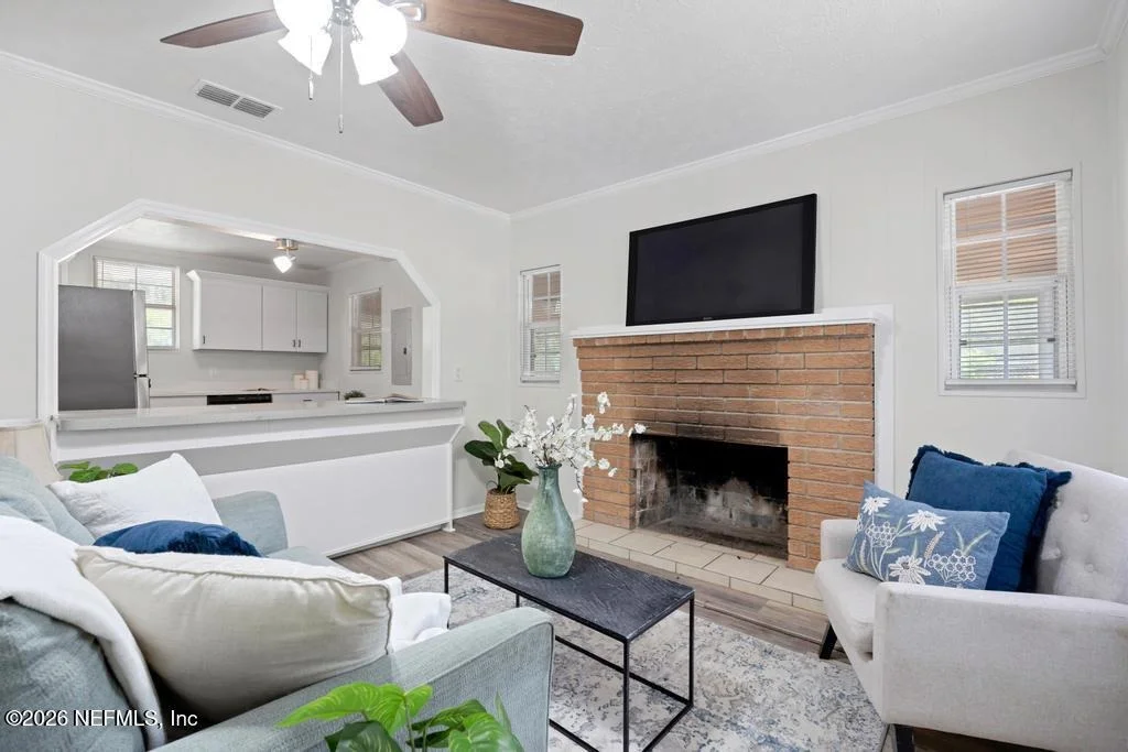 Photo of 166 HERNANDO Drive
