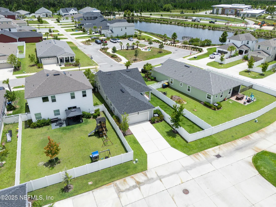 Photo of 575 BUTTONWOOD Loop
