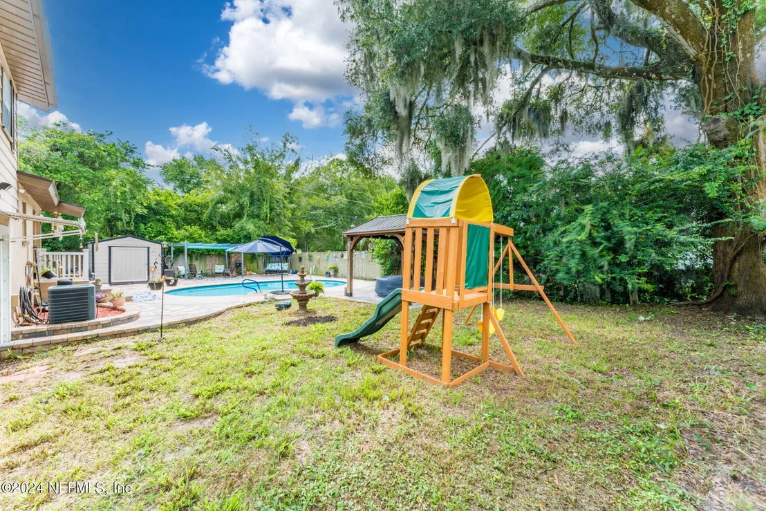Photo of 10274 JOLYNN Road
