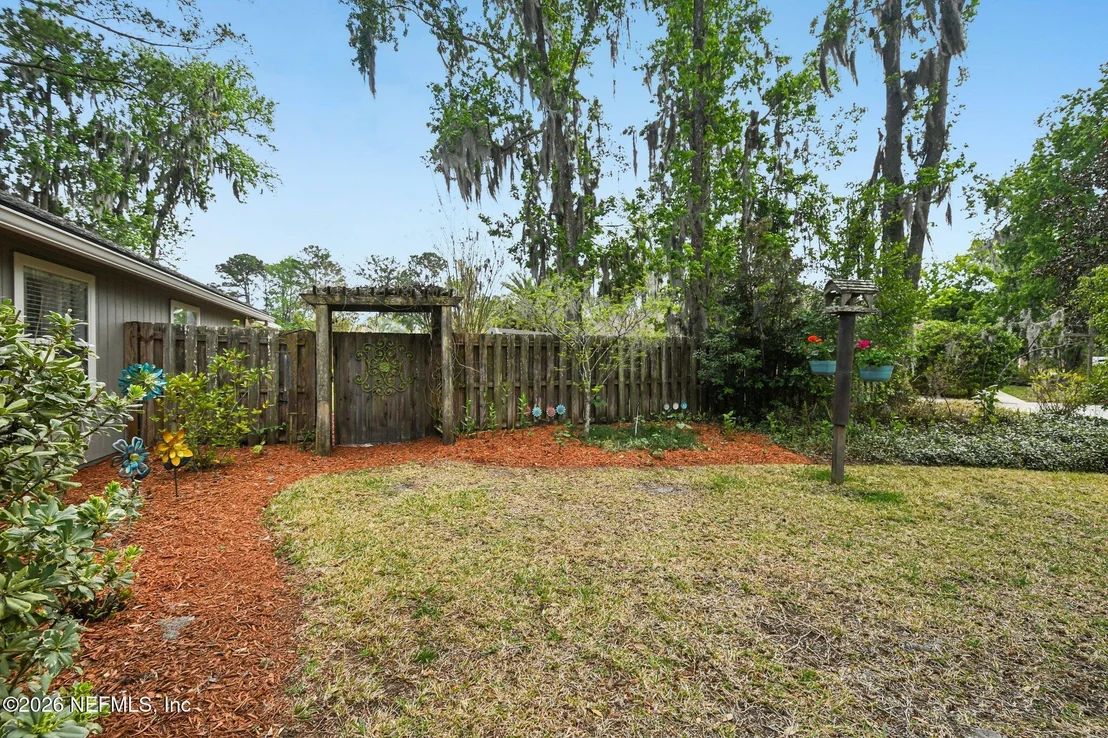 Photo of 3070 NAUTILUS Road