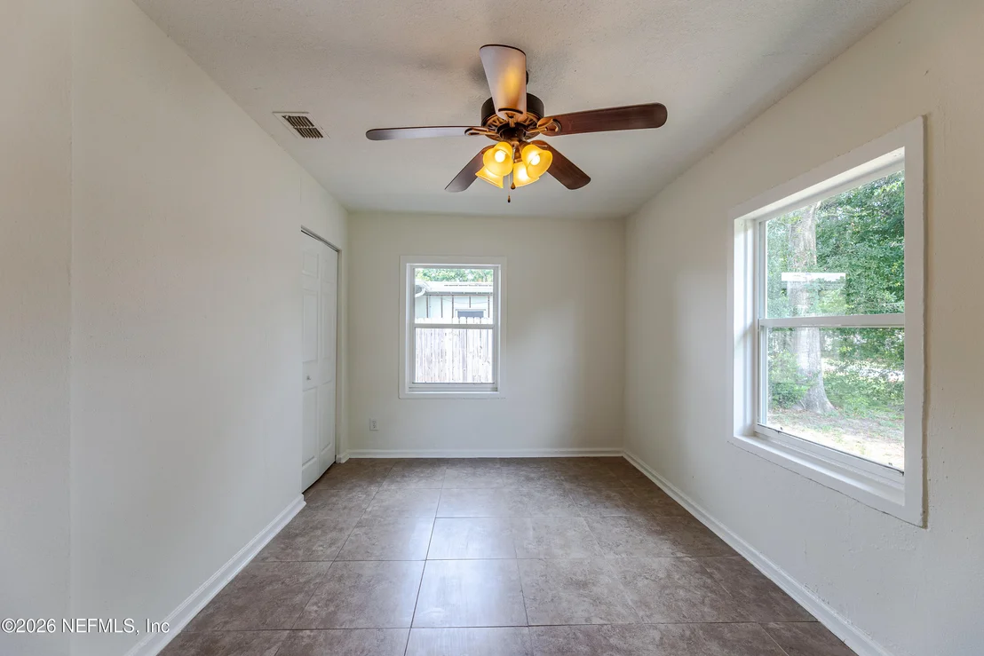 Photo of 9754 BUNCOME Road