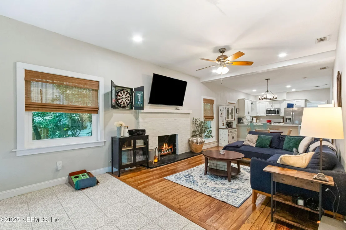 Photo of 1028 CONGLETON Terrace
