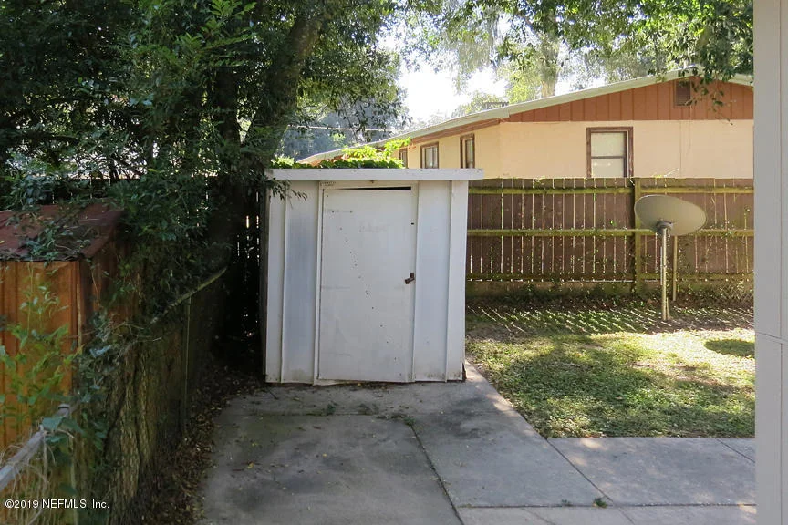 Photo of 5406 BURDETTE Road