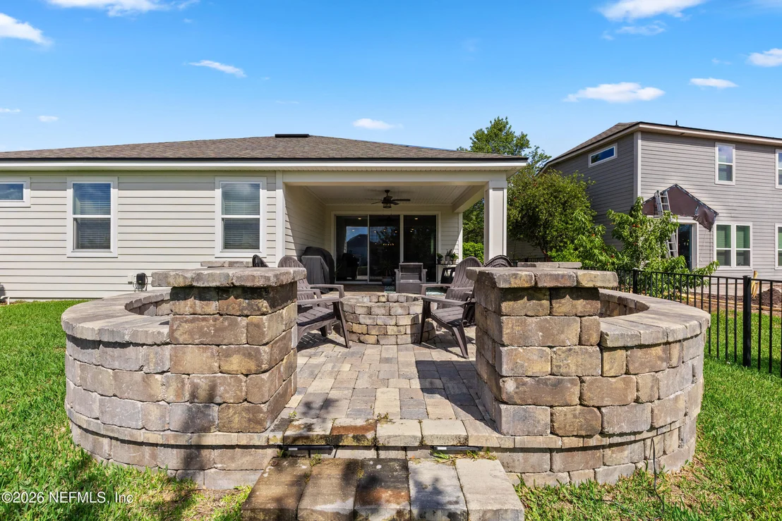 Photo of 100 LECLERC Court