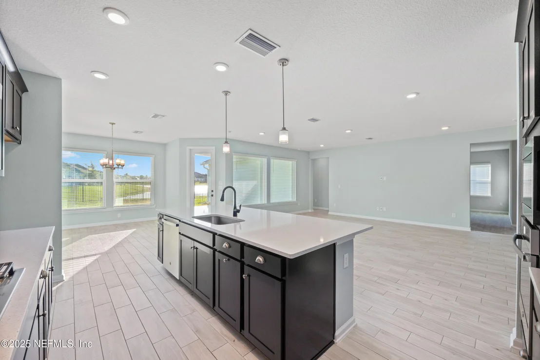 Photo of 812 WINDLEY Drive