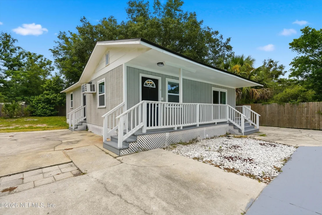 Photo of 3662 MATEO Place