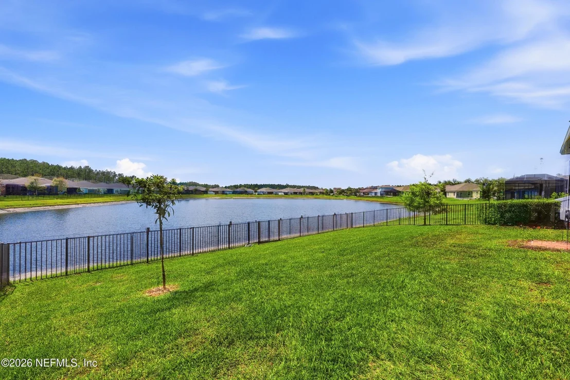 Photo of 392 BRYBAR Drive
