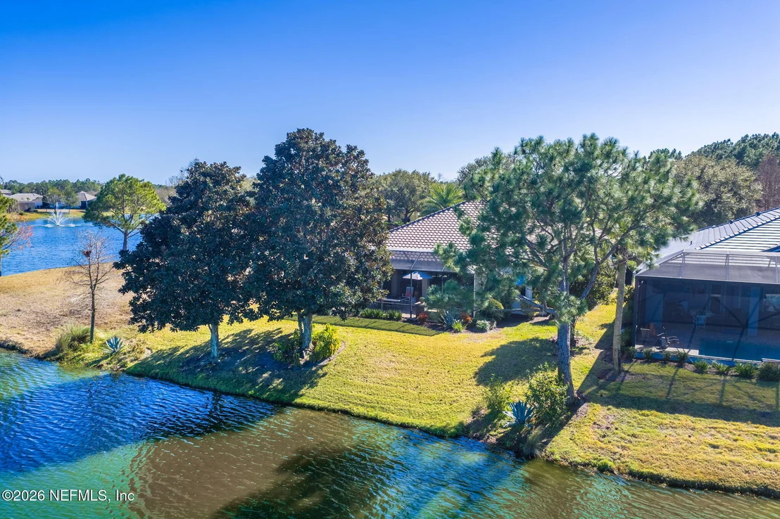 Photo of 213 CONSERVATORY Drive
