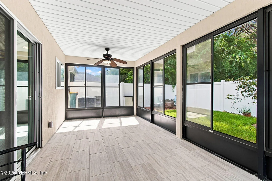 Photo of 9592 ABBY GLEN Circle