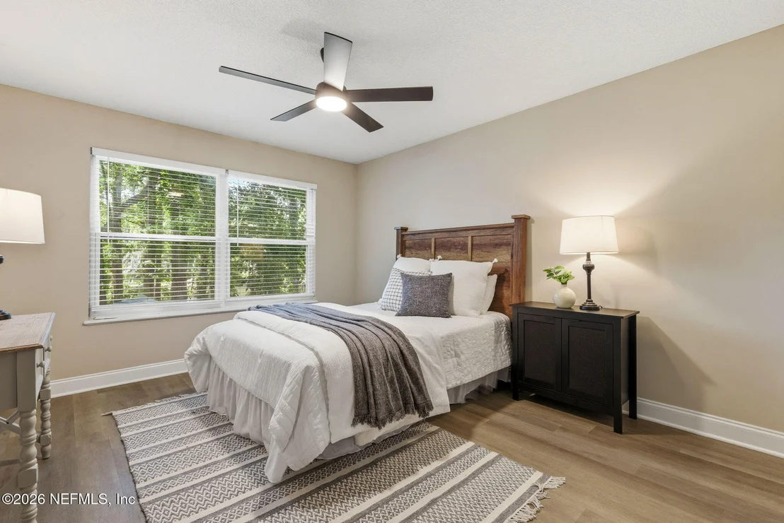 Photo of 5534 MARINERS COVE Drive