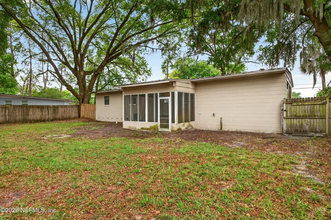 Photo of 4231 RENDALE Drive N