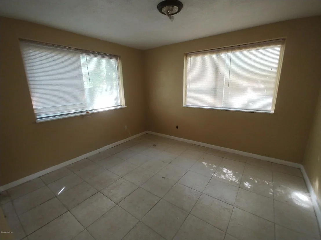 Photo of 3333 HICKORYNUT Street