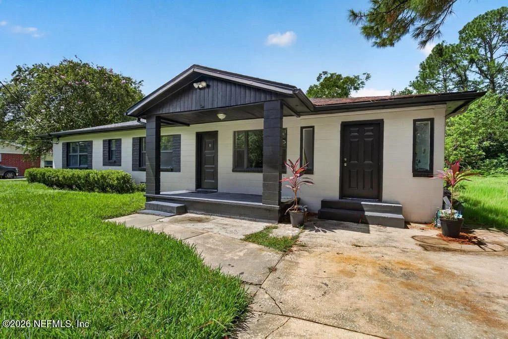 Photo of 1108 LEEDA Drive