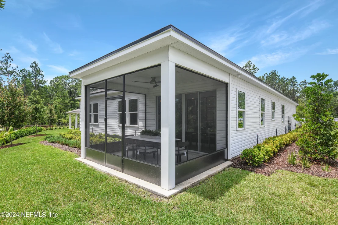 Photo of 6776 DUTTON SPUR Lane