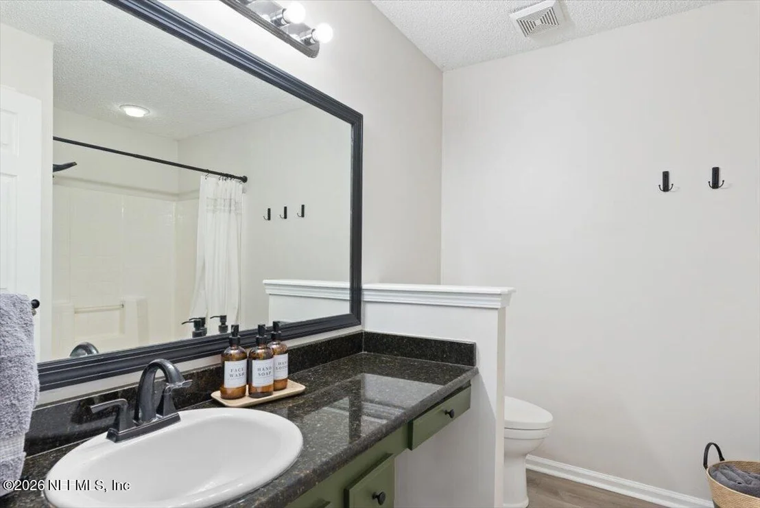 Photo of 7611 LEAFY FOREST Way