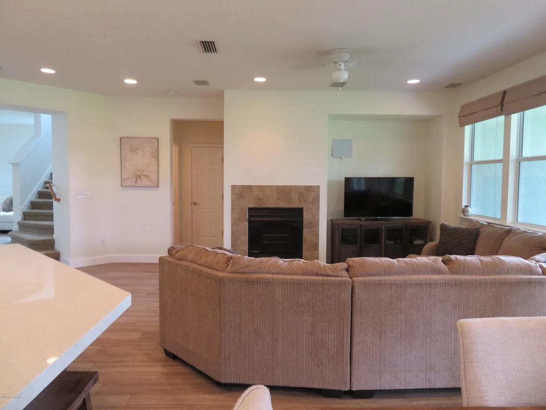 Photo of 108 CROWN WHEEL Circle