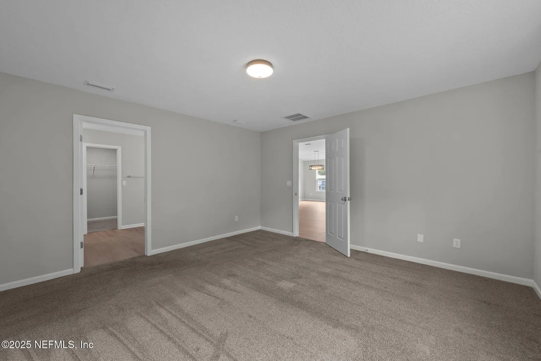 Photo of 613 OLEANDER Drive