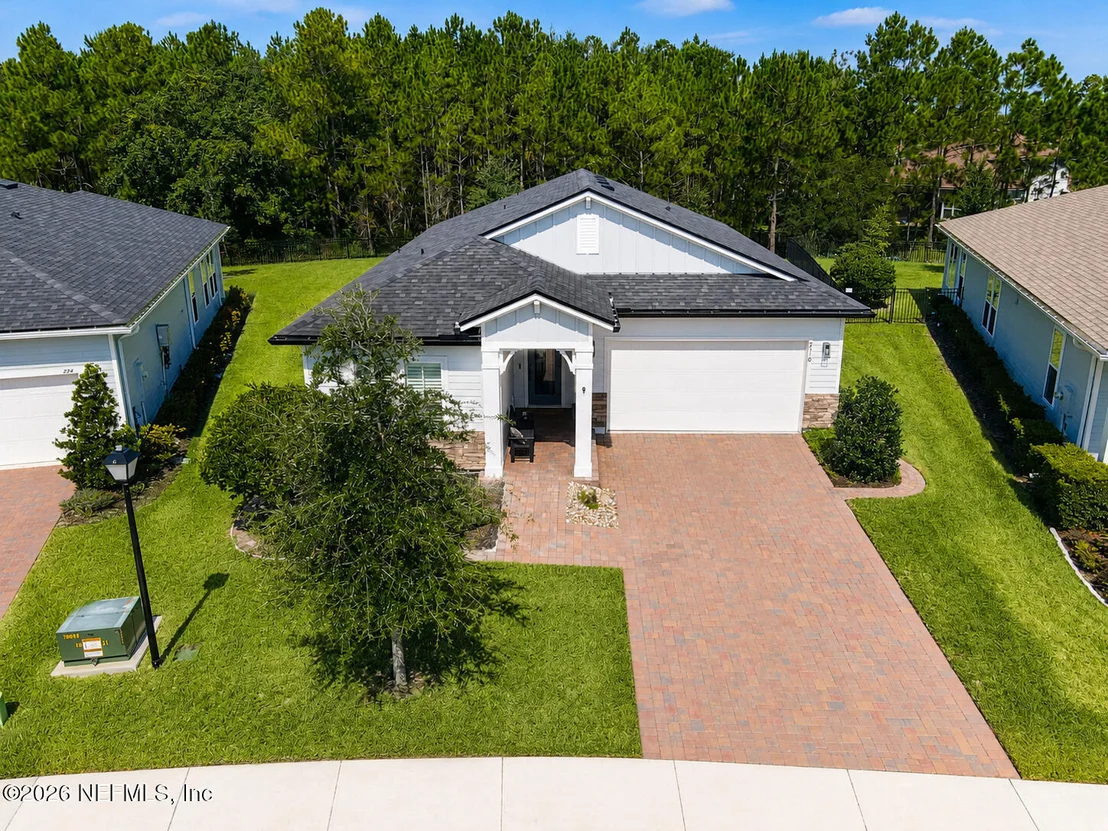 Photo of 216 AMBERWOOD Drive