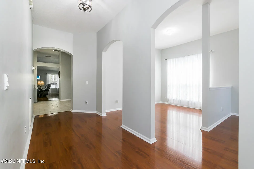 Photo of 219 DOVER BLUFF Drive