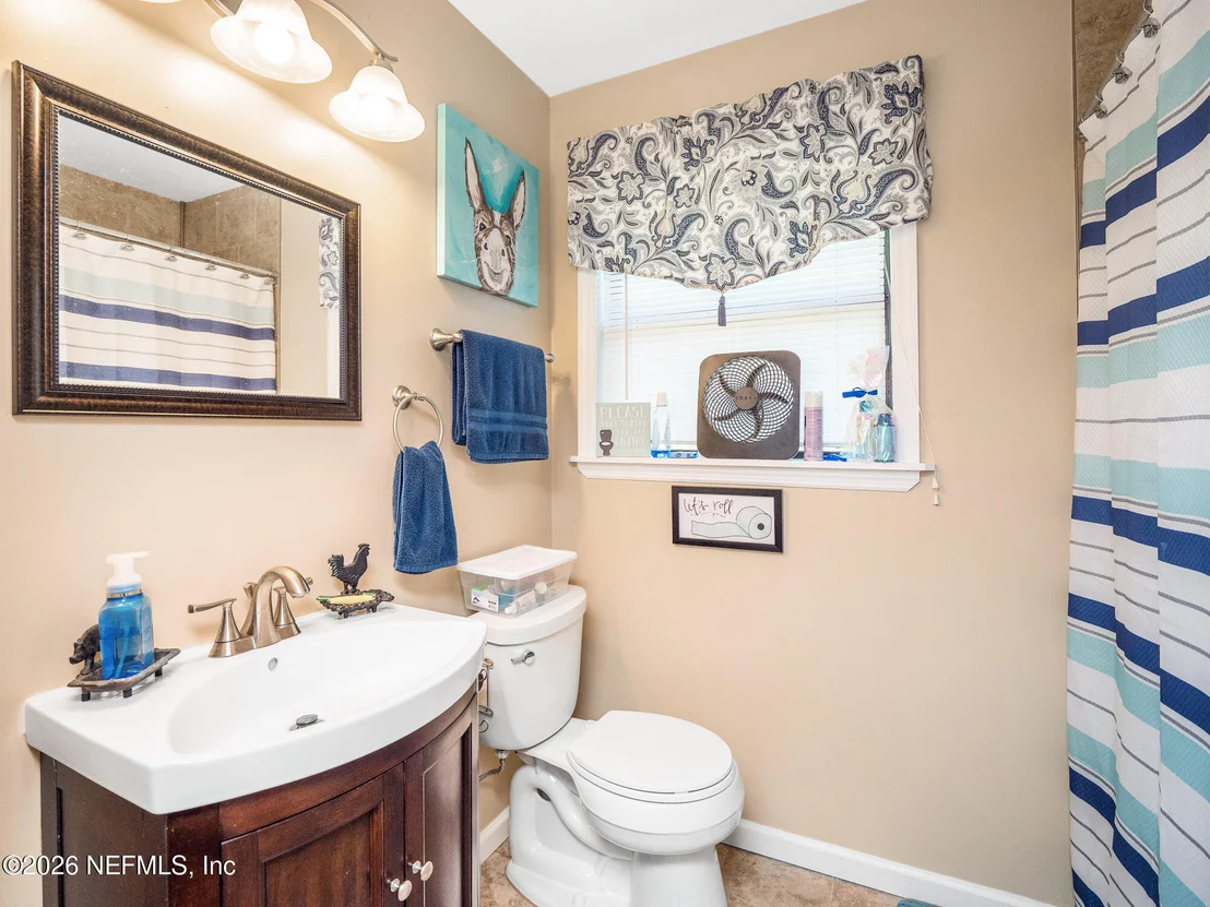 Photo of 5911 HYDE PARK Circle