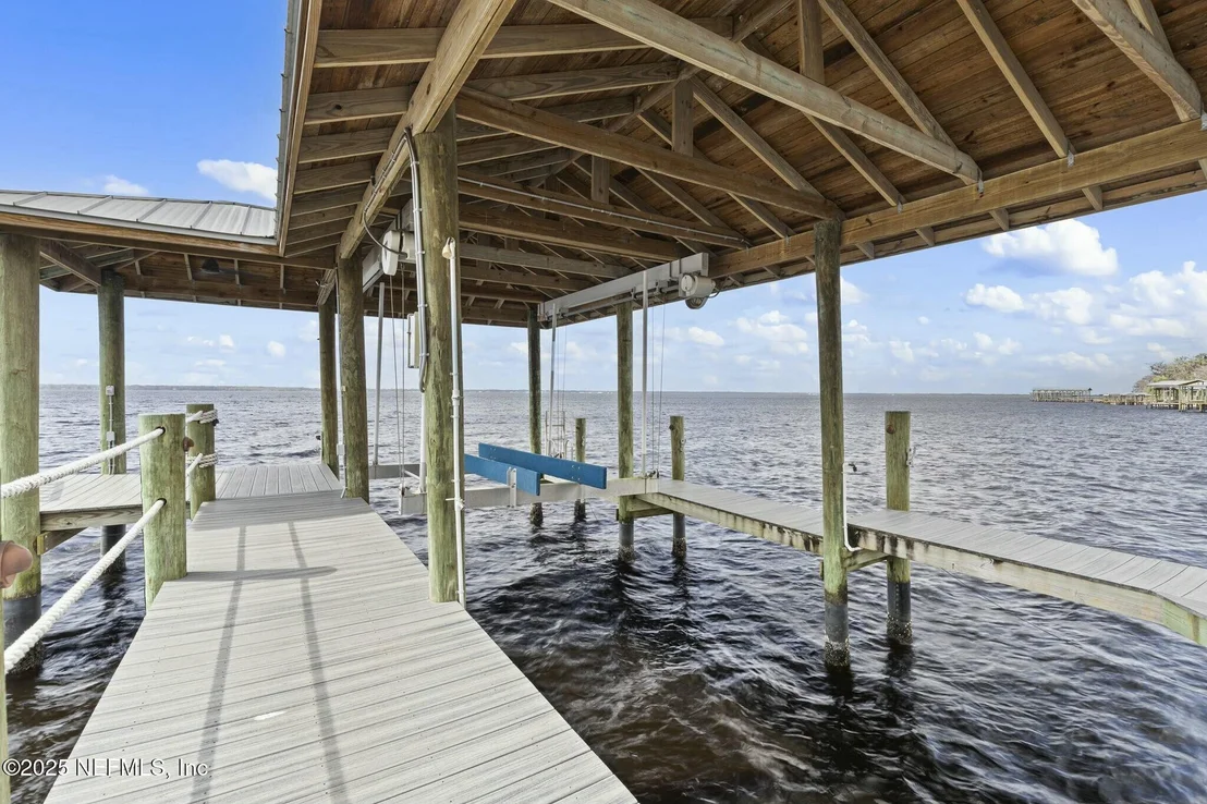 Photo of 4841 STATE ROAD 13 N