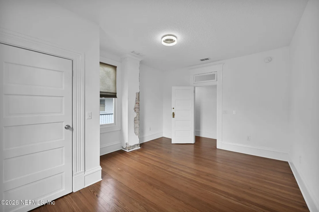 Photo of 3002 RIVERSIDE Avenue
