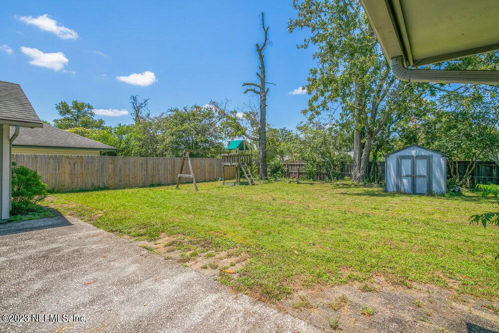 Photo of 8482 CHARLESGATE Circle W