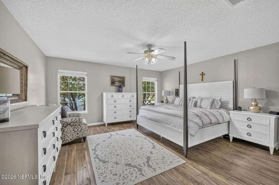 Photo of 12156 CEDAR TRACE Drive N