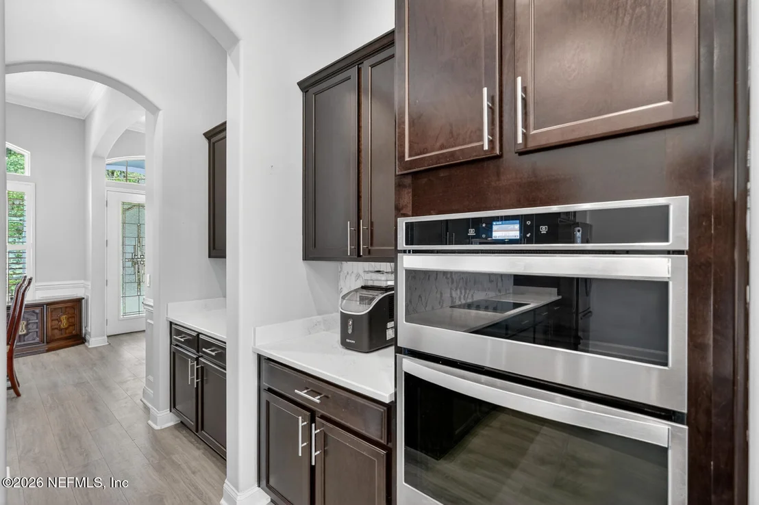 Photo of 10111 COUNTY ROAD 13 N