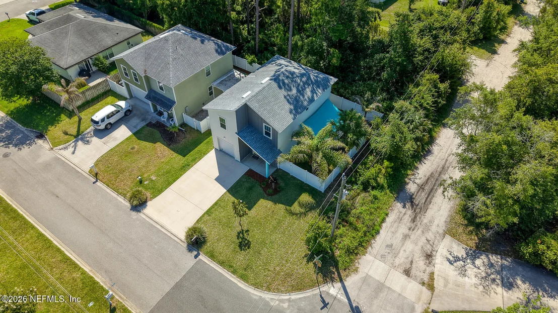 Photo of 135 DA VINCI Boulevard