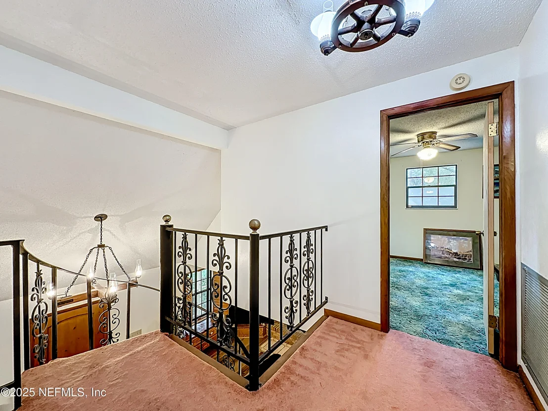Photo of 35061 KAREN Road