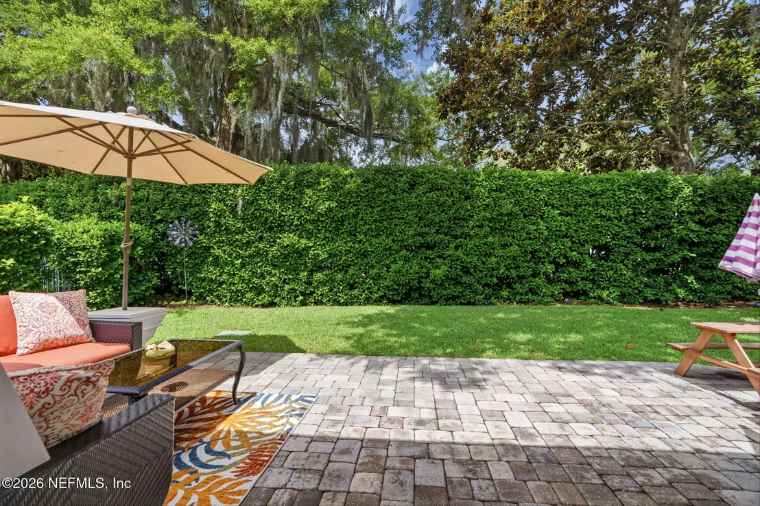 Photo of 105 LAUREL Way
