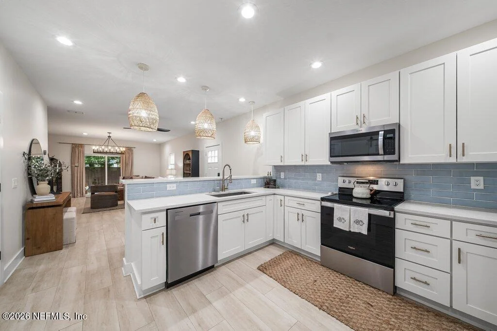 Photo of Unit C at 45 DONNER Road