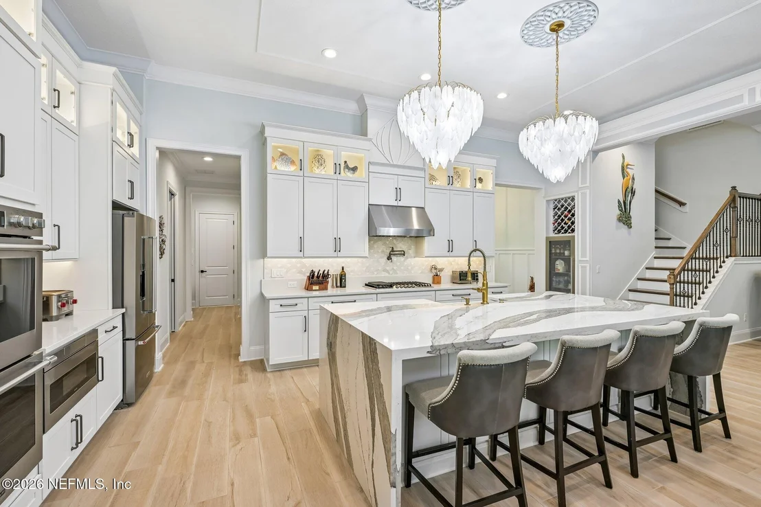 Photo of 375 SEAGROVE Drive