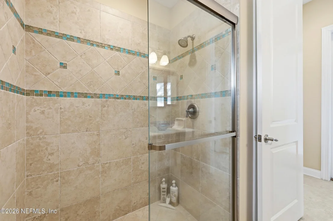 Photo of 286 VALE Drive