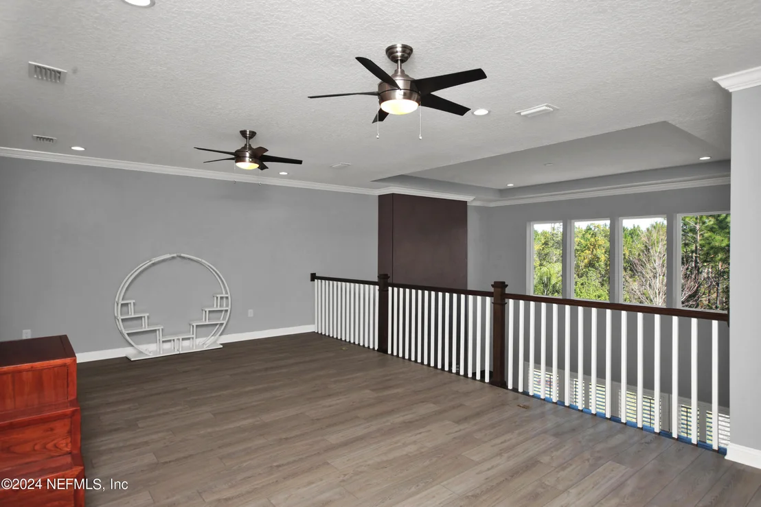 Photo of 10152 SILVERBROOK Trail