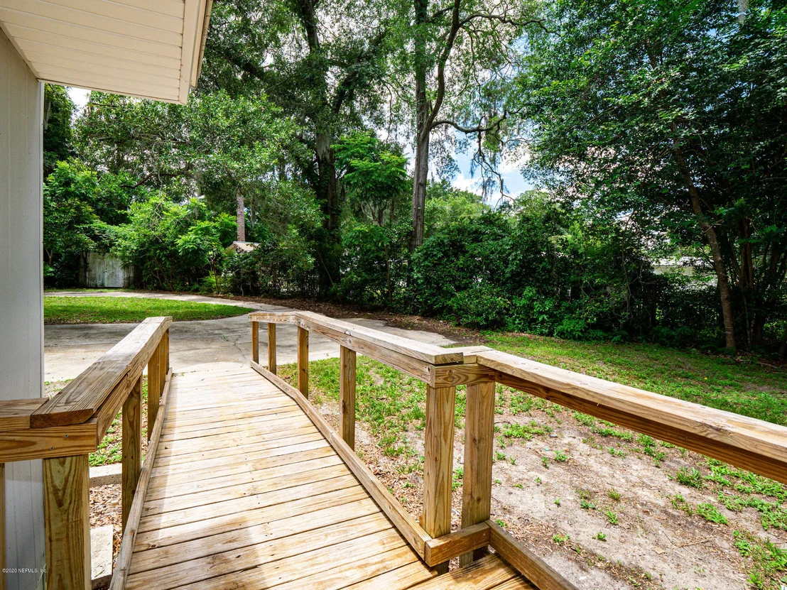 Photo of 430 GLYNLEA Road