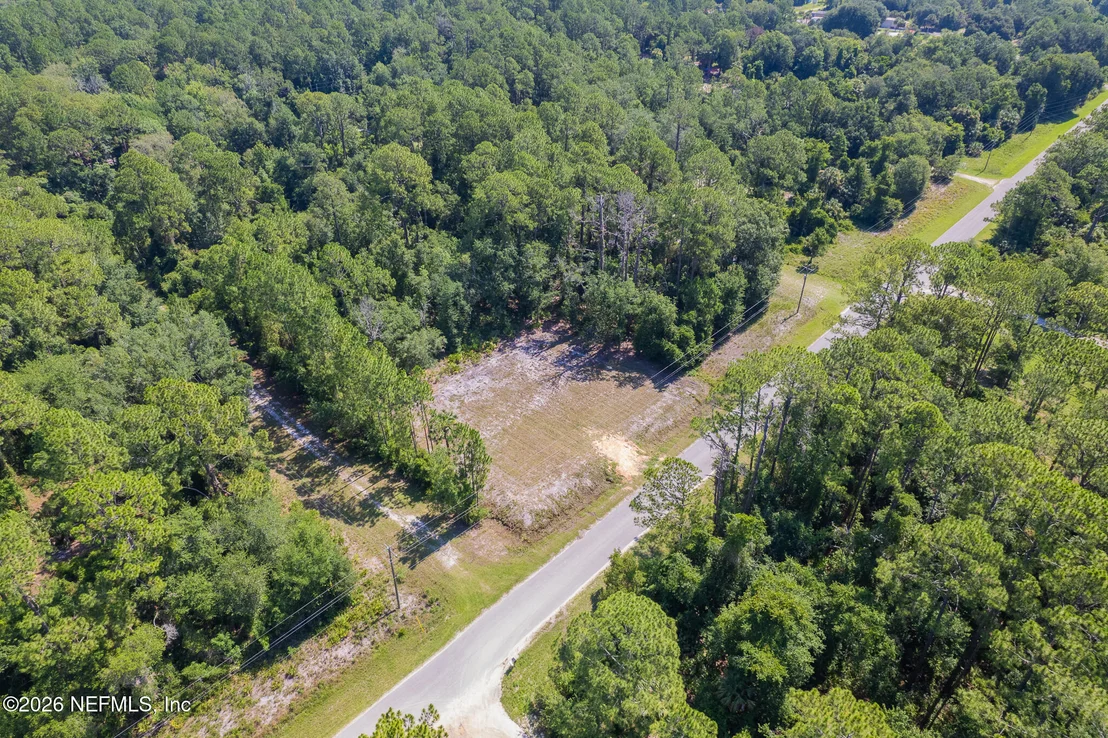 Photo of 400 PARADISE Boulevard