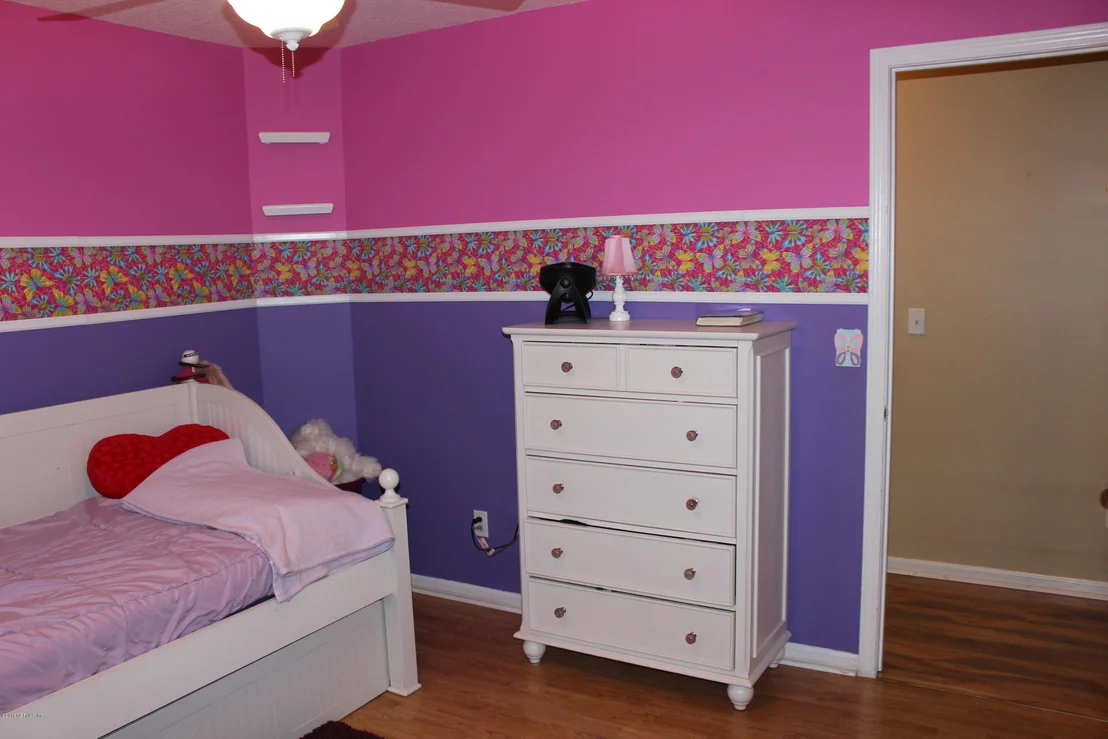 Photo of 408 CRESCENT POND