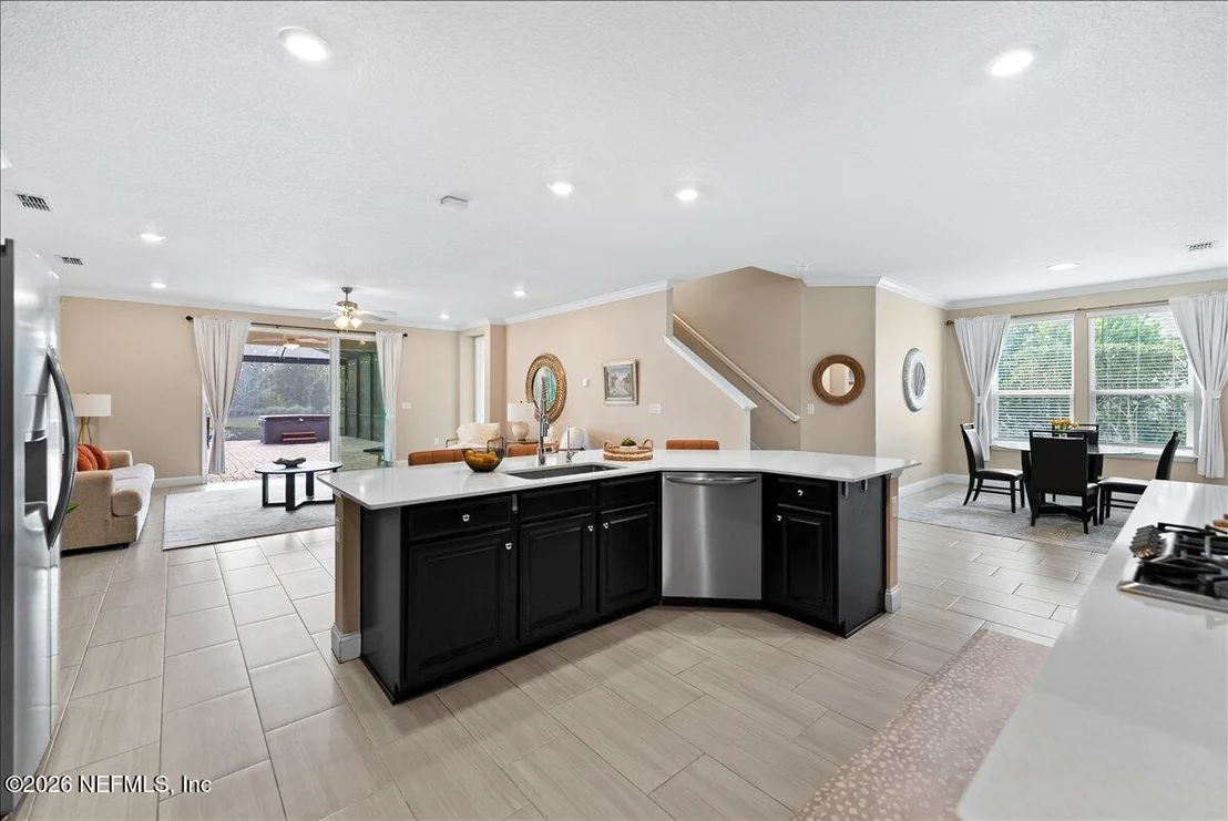 Photo of 101 SEAMOUNT Way