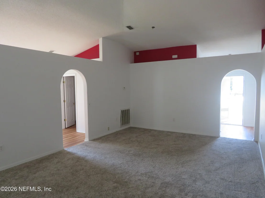 Photo of 495 ISLAMORADA Drive S
