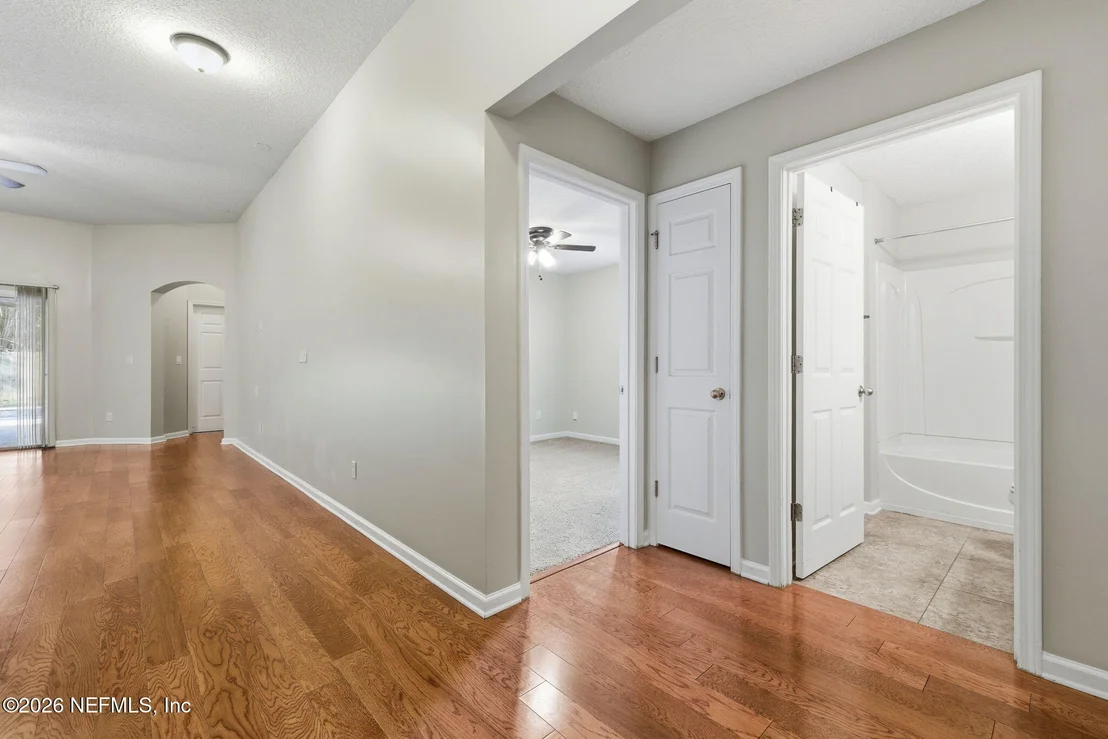 Photo of 880 CLAY Street