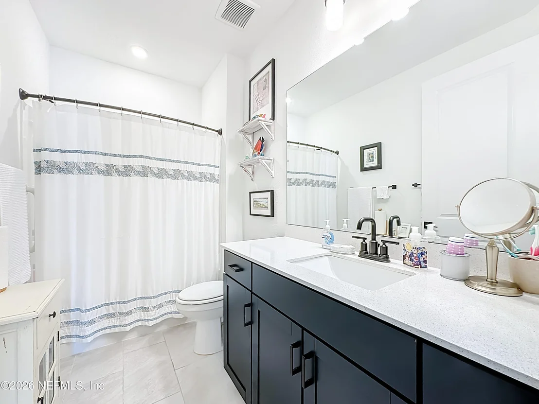 Photo of 426 HAWTHORN PARK Circle