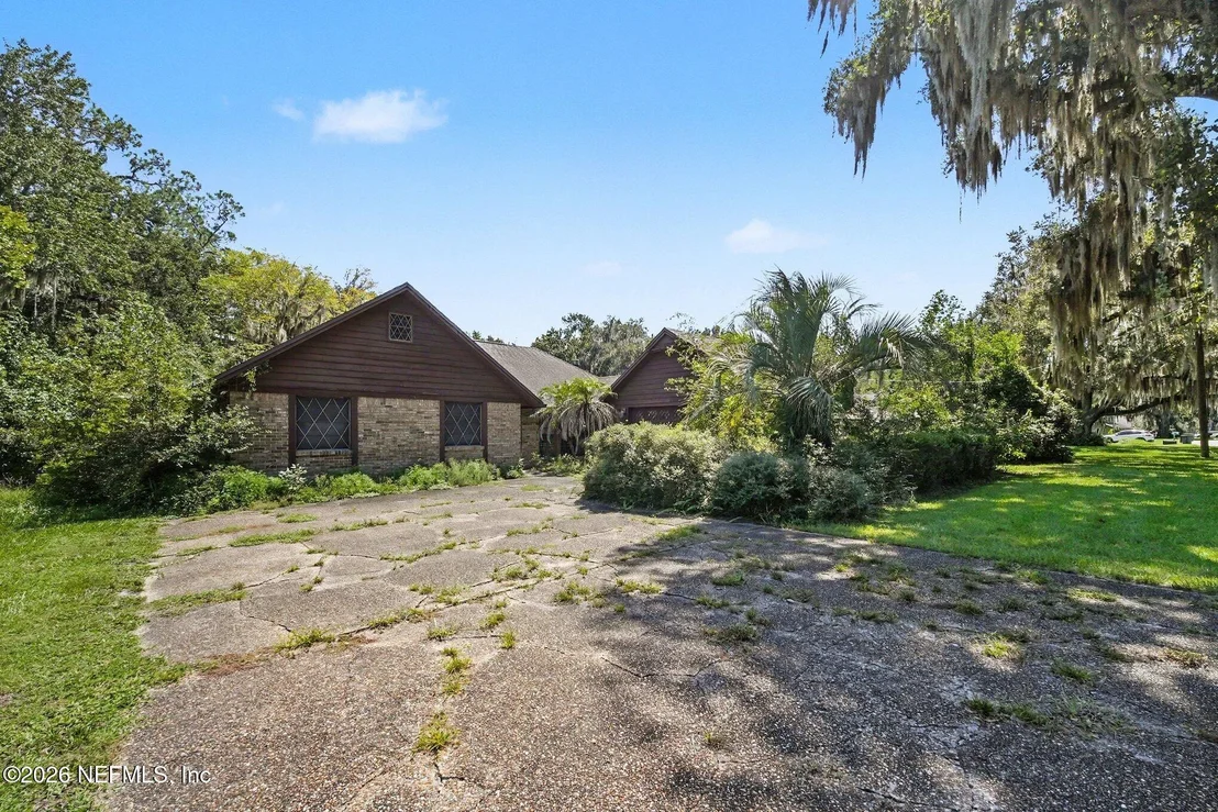 Photo of 5207 RIVER PARK VILLAS Drive