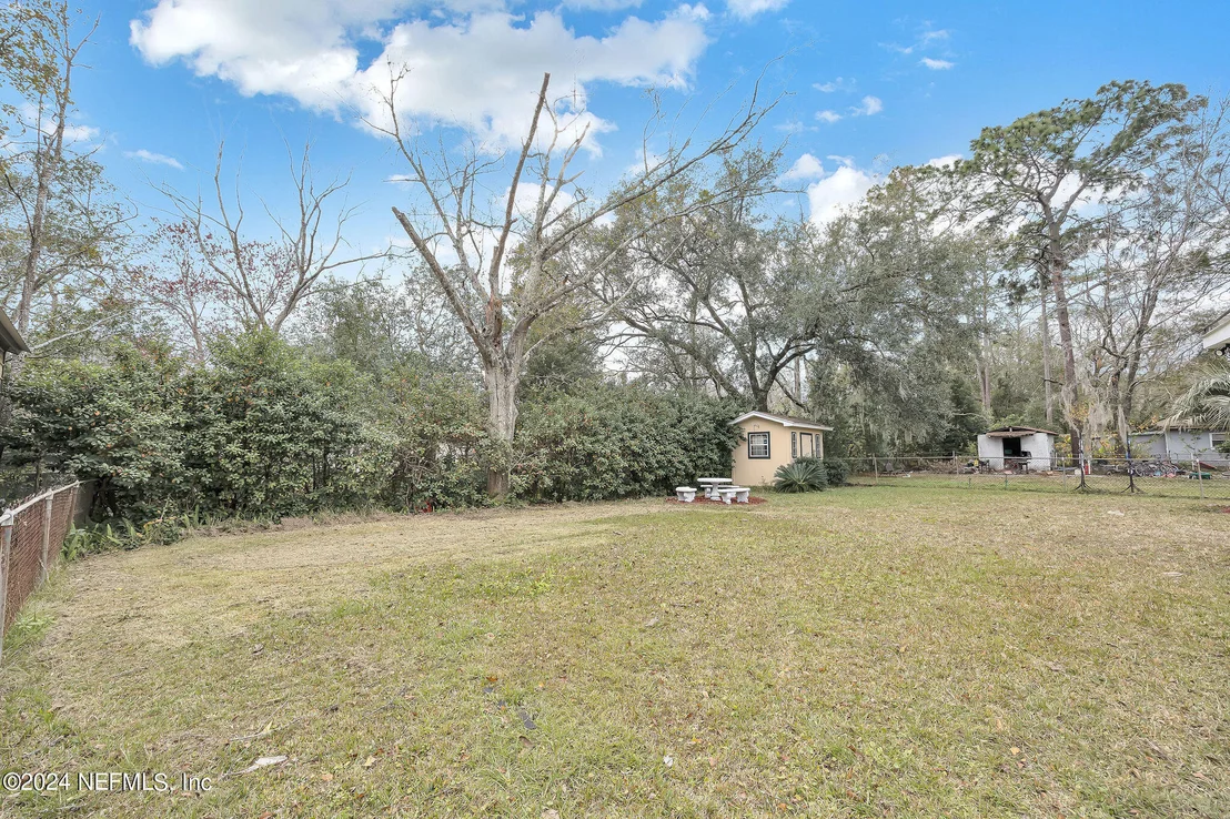 Photo of 6942 ROLLO Road