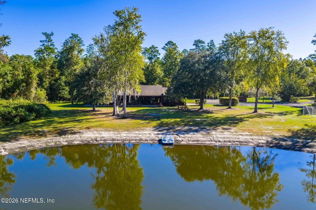Photo of 2411 US HIGHWAY 301